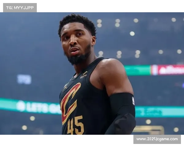 骑士104-136雷霆,米切尔19分不敌卫冕冠军 骑士104-136雷霆,米切尔19分不敌卫冕冠军