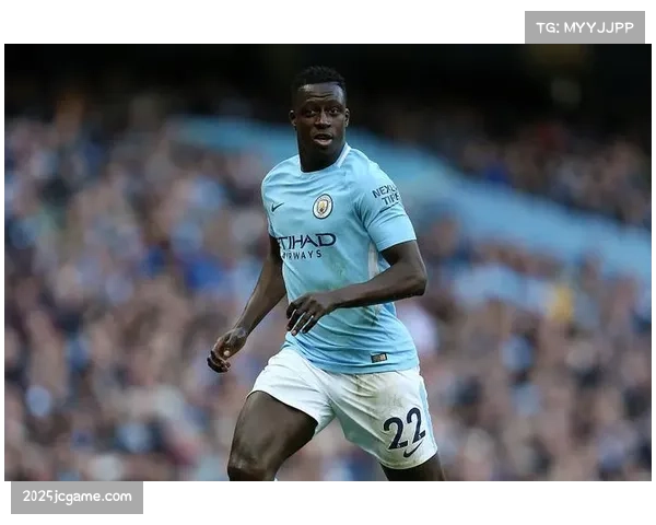 前曼城球员本杰明·门迪就名誉损害对某报社提起新的法律诉讼